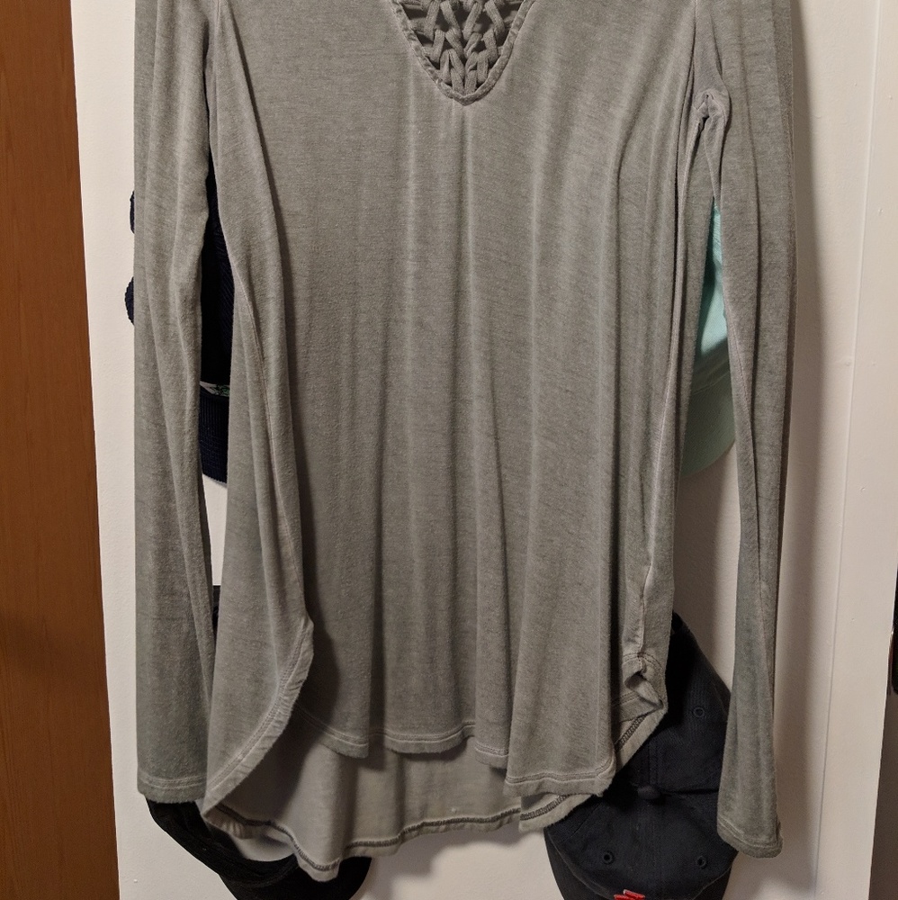 Braided AE Olive tee